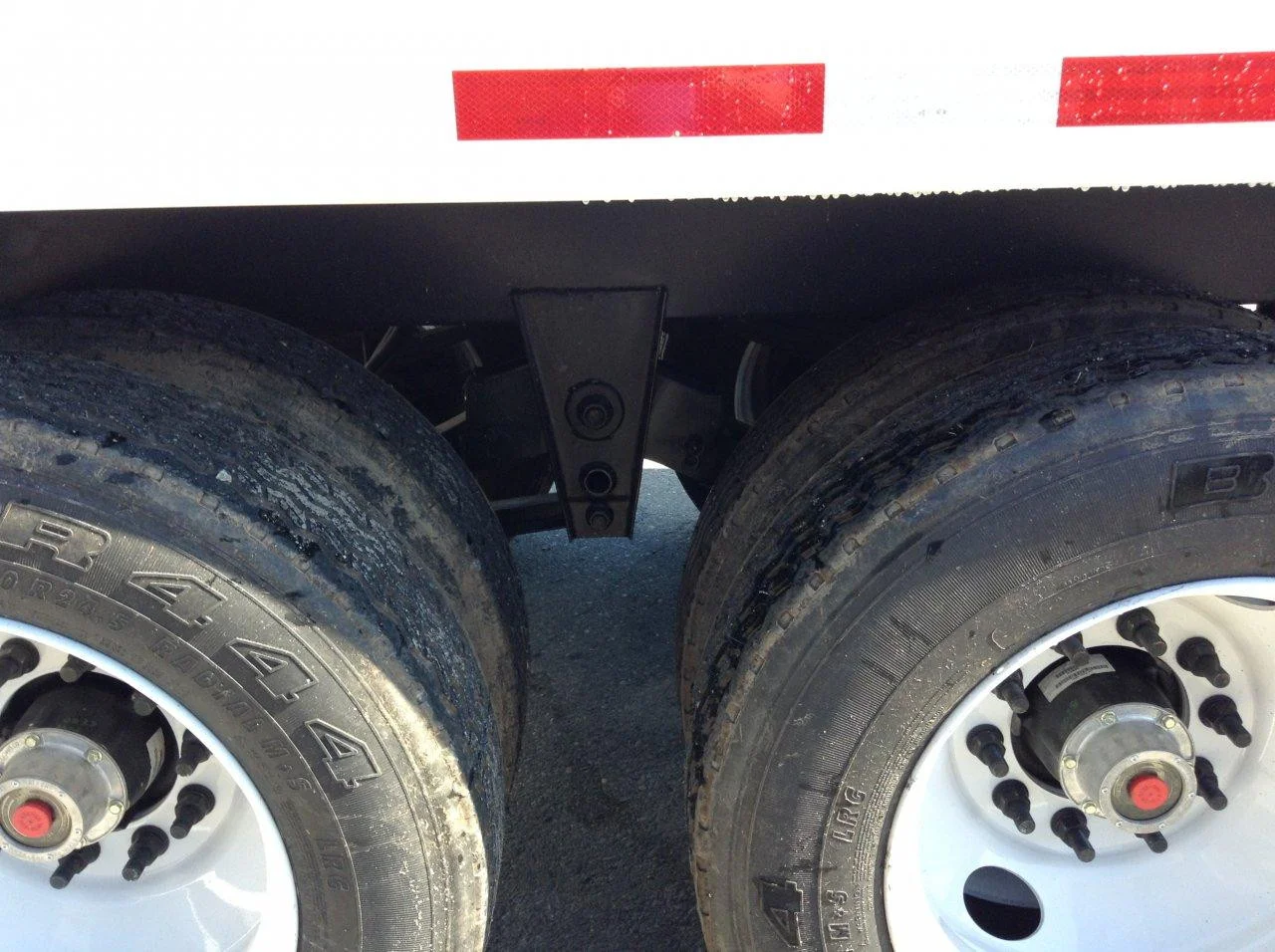 Remorque céréalière en acier Demco 2025 de 34 pi x 96 po – Image 8