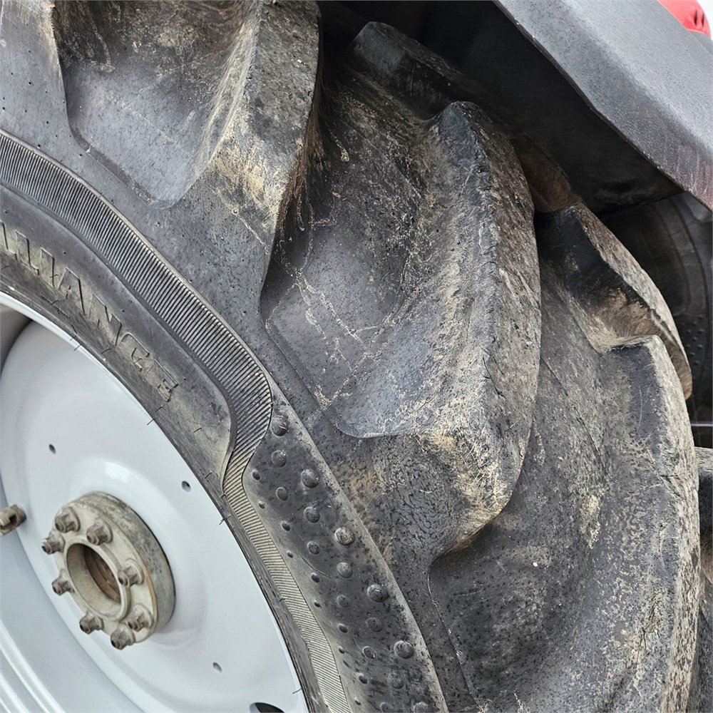 Massey Ferguson 6465 Dyna-6 – Image 27