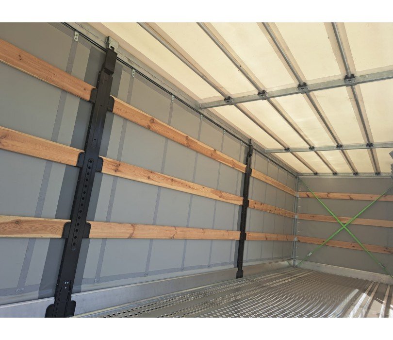 Remorque porte-voitures STIM avec rideau coulissant, PTAC 3500 kg, avec treuil électrique – Image 7