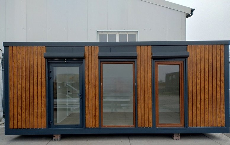 Conteneur de bureau 21 m² avec WC et kitchenette